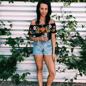 Meet your Posher, Dominique